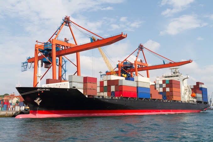 บริการนำเข้าสินค้าจากจีน Fast Cargo